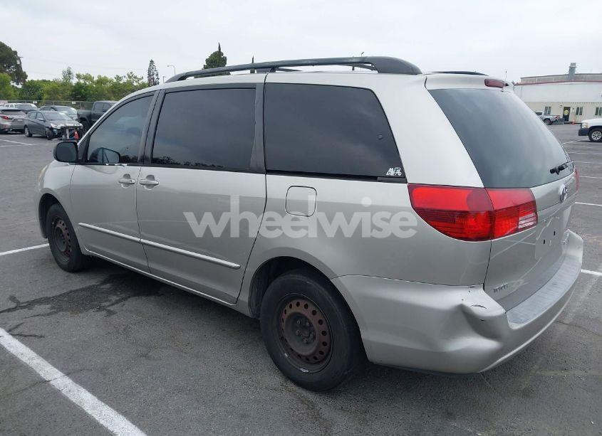 Photo 6 of 2005 Toyota Sienna LE (VIN 5TDZA23C75S300953)