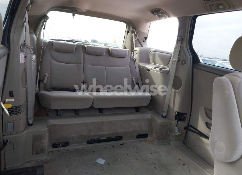 Photo 8 of 2005 Toyota Sienna LE (VIN 5TDZA23C75S312147)