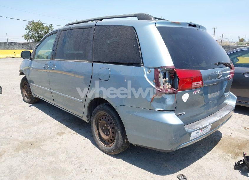 Photo 3 of 2005 Toyota Sienna LE (VIN 5TDZA23C75S315274)