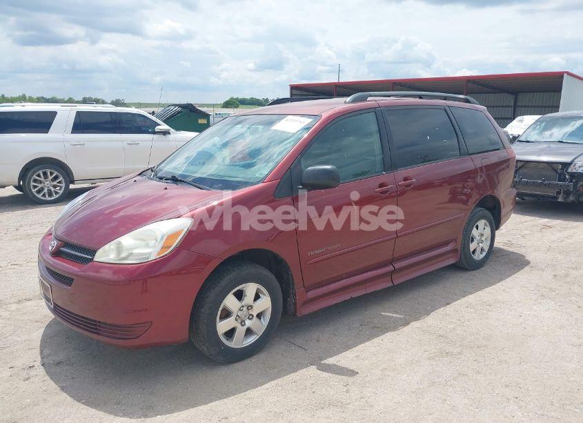 Photo 12 of 2005 Toyota Sienna LE (VIN 5TDZA23C75S319342)
