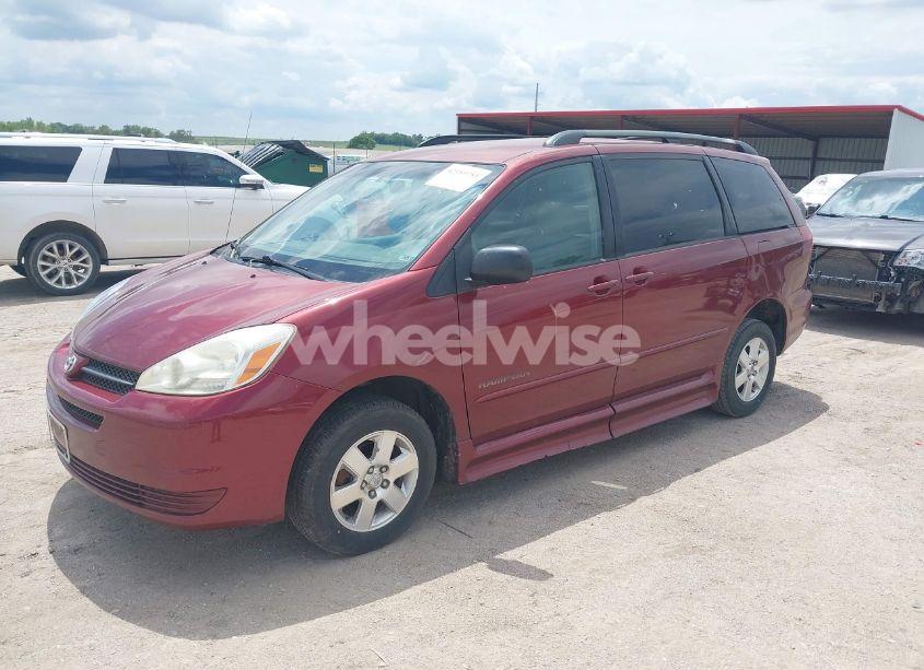 Photo 6 of 2005 Toyota Sienna LE (VIN 5TDZA23C75S319342)