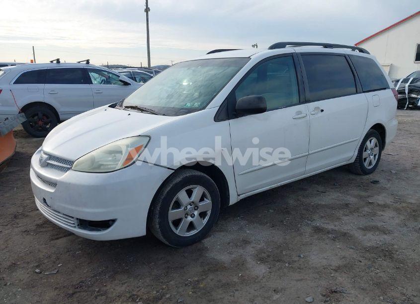 Photo 2 of 2005 Toyota Sienna LE (VIN 5TDZA23C75S322998)