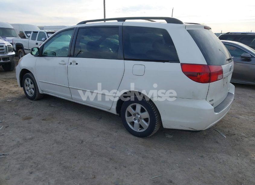Photo 3 of 2005 Toyota Sienna LE (VIN 5TDZA23C75S322998)