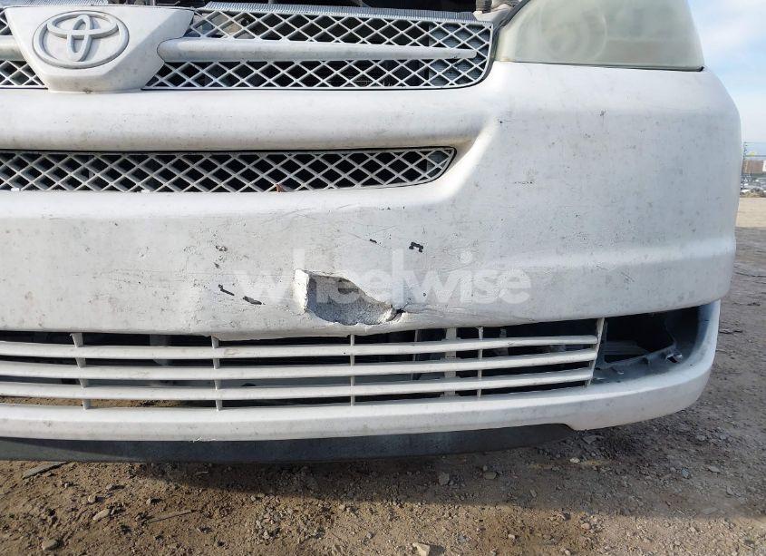 Photo 6 of 2005 Toyota Sienna LE (VIN 5TDZA23C75S322998)