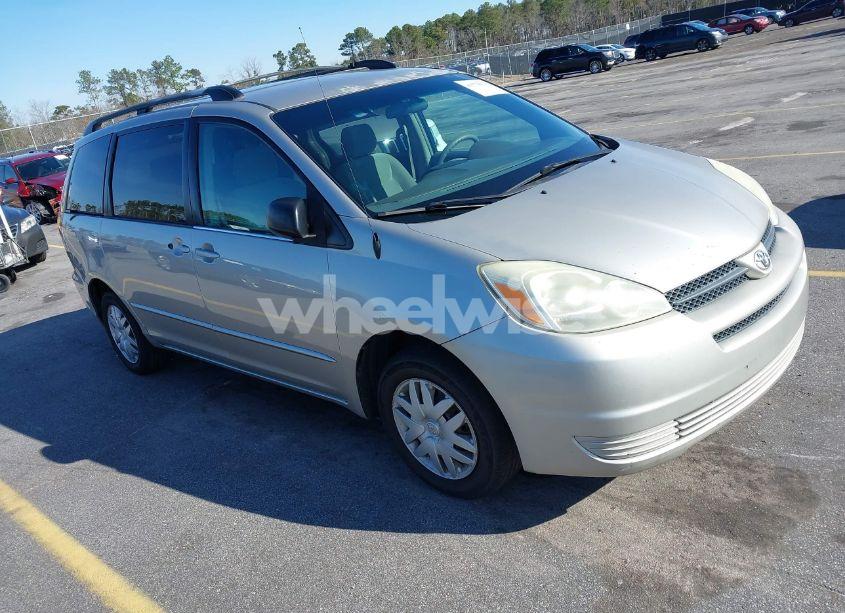 2005 Toyota Sienna LE (VIN 5TDZA23C75S326176) main photo