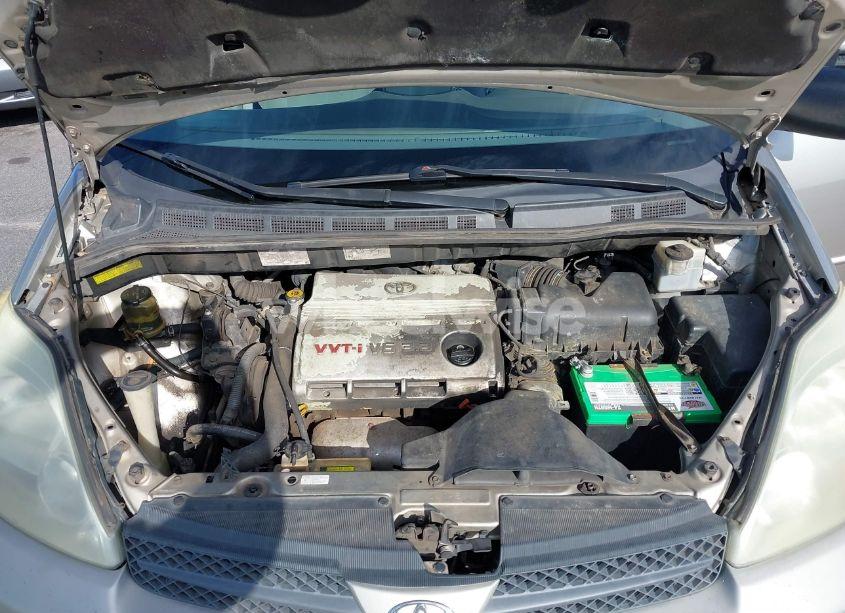 Photo 10 of 2005 Toyota Sienna LE (VIN 5TDZA23C75S326176)