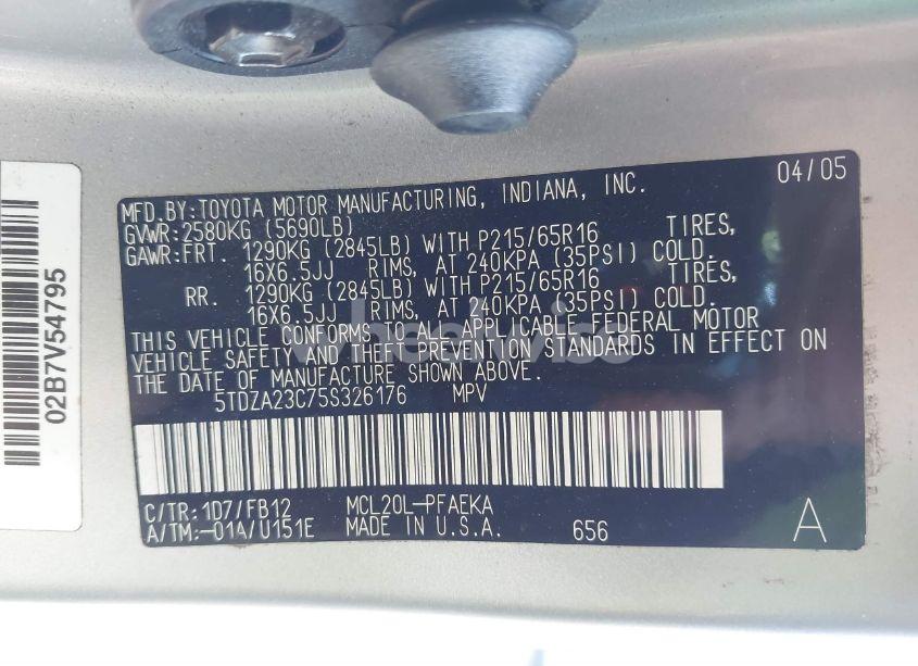 Photo 9 of 2005 Toyota Sienna LE (VIN 5TDZA23C75S326176)
