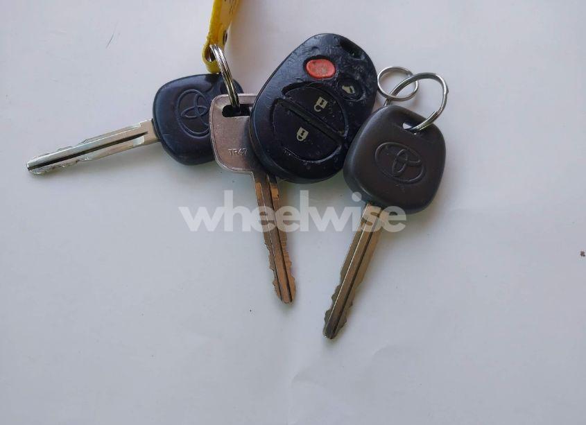 Photo 11 of 2005 Toyota Sienna LE (VIN 5TDZA23C75S329210)