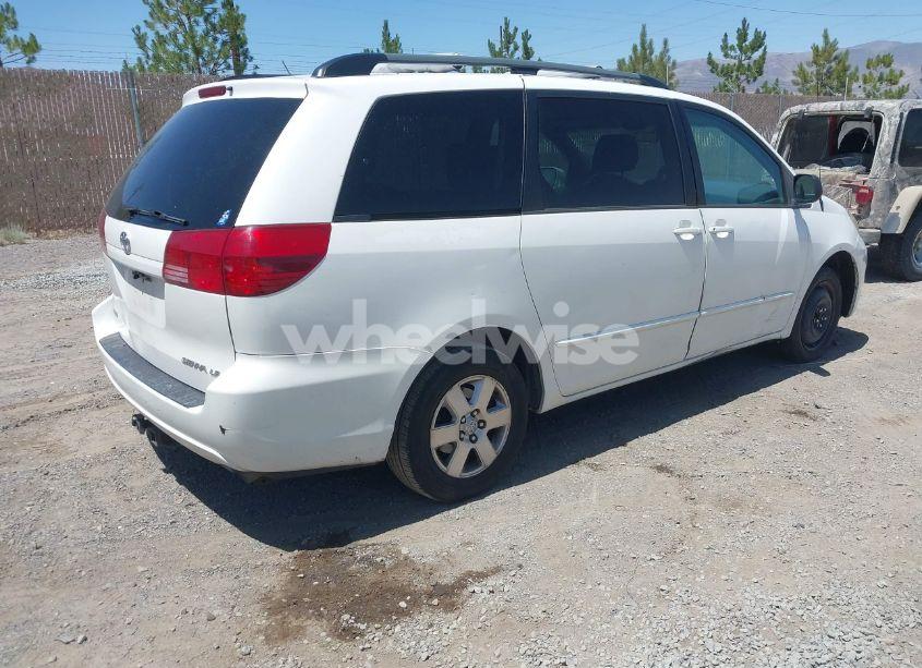 Photo 4 of 2005 Toyota Sienna LE (VIN 5TDZA23C75S329210)