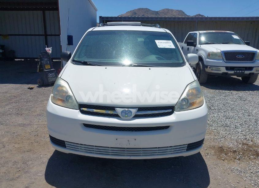 Photo 6 of 2005 Toyota Sienna LE (VIN 5TDZA23C75S329210)