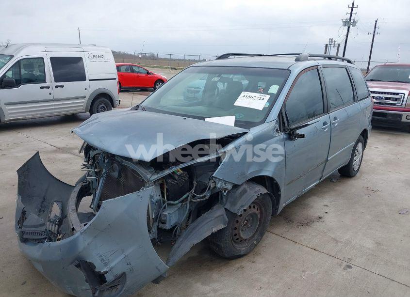 Photo 6 of 2005 Toyota Sienna CE (VIN 5TDZA23C75S374857)