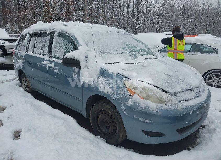 2006 Toyota Sienna LE (VIN 5TDZA23C76S398805) main photo