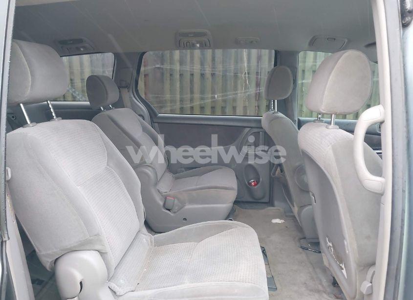 Photo 8 of 2006 Toyota Sienna LE (VIN 5TDZA23C76S453074)
