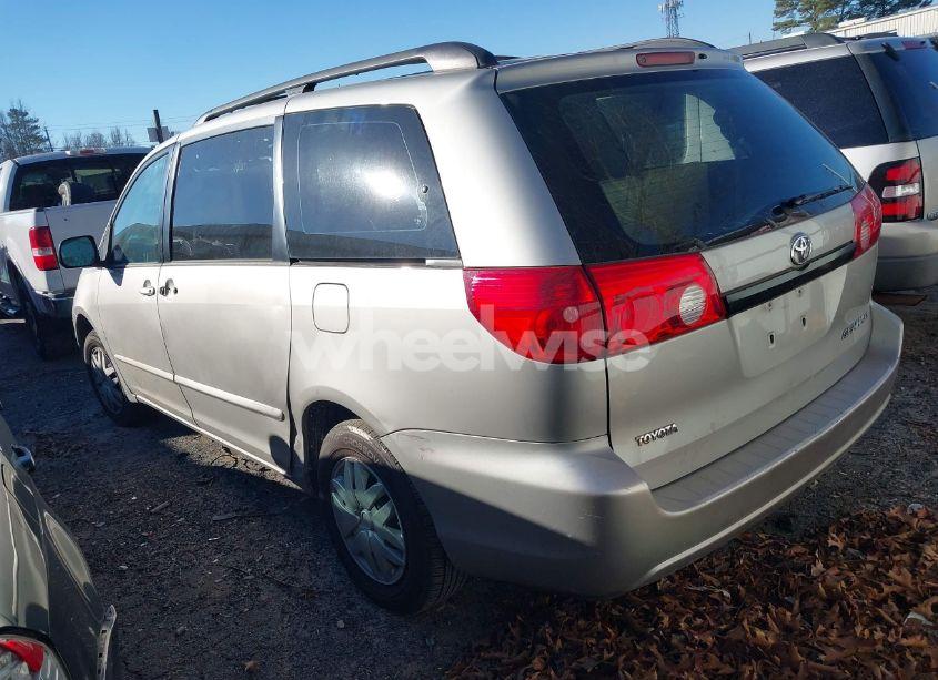 Photo 3 of 2006 Toyota Sienna CE (VIN 5TDZA23C76S456508)