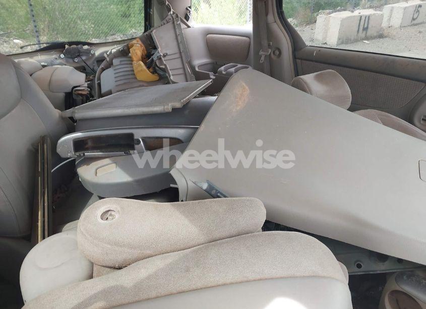 Photo 8 of 2006 Toyota Sienna CE/LE (VIN 5TDZA23C76S482753)