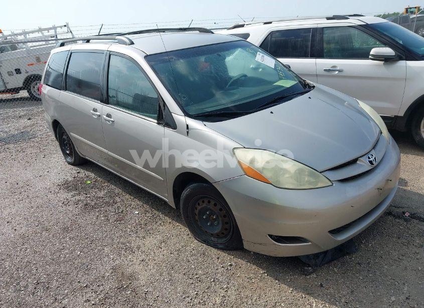 2006 Toyota Sienna CE (VIN 5TDZA23C76S495342) main photo