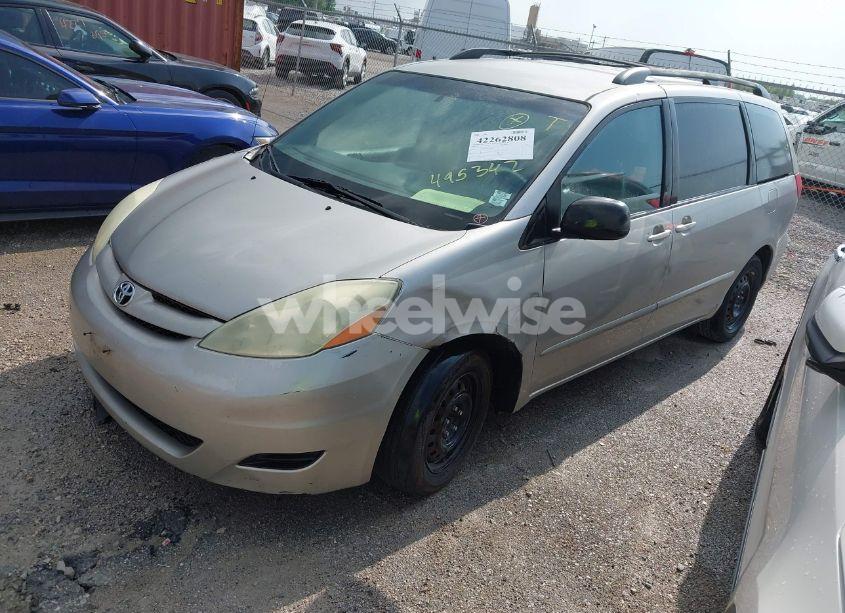 Photo 2 of 2006 Toyota Sienna CE (VIN 5TDZA23C76S495342)