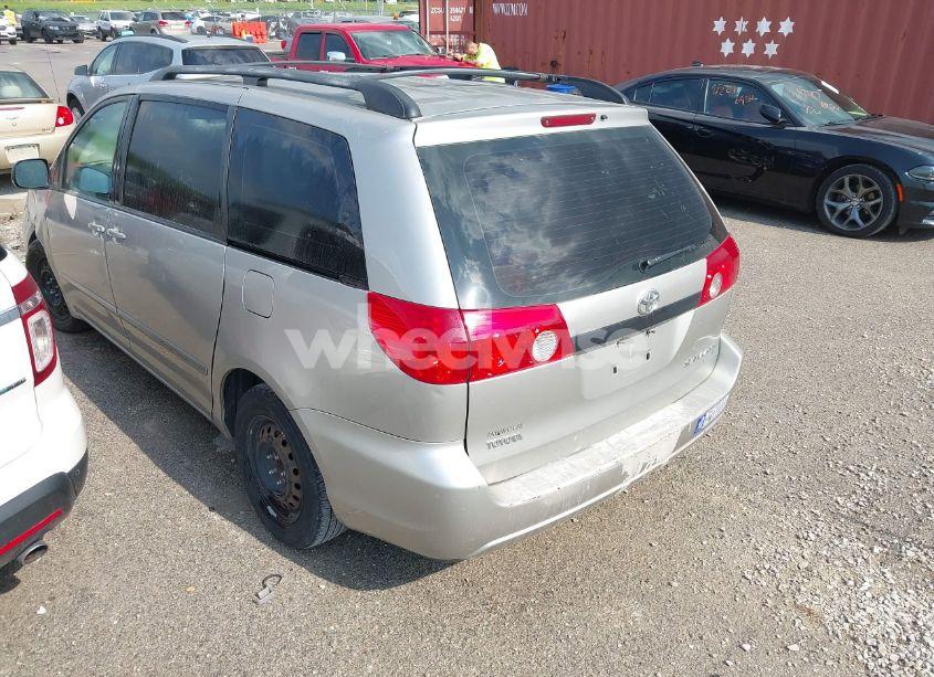 Photo 3 of 2006 Toyota Sienna CE (VIN 5TDZA23C76S495342)