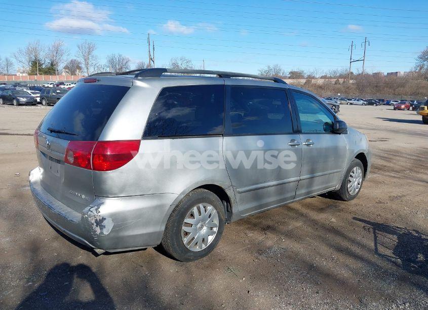 Photo 4 of 2006 Toyota Sienna LE (VIN 5TDZA23C76S558617)