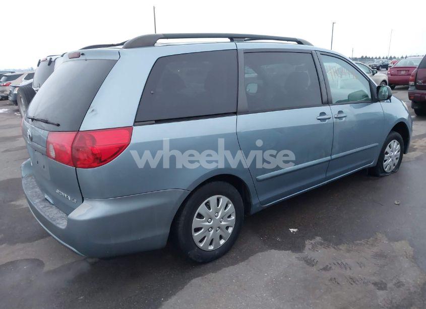 Photo 4 of 2006 Toyota Sienna LE (VIN 5TDZA23C76S560593)