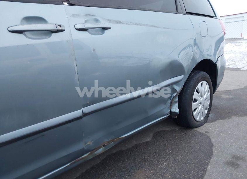 Photo 6 of 2006 Toyota Sienna LE (VIN 5TDZA23C76S560593)