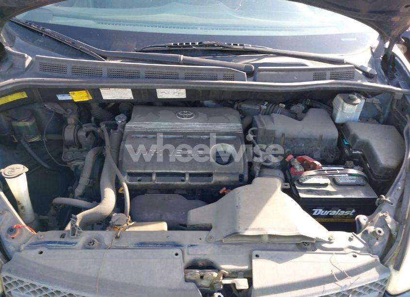 Photo 10 of 2004 Toyota Sienna LE (VIN 5TDZA23C84S004841)