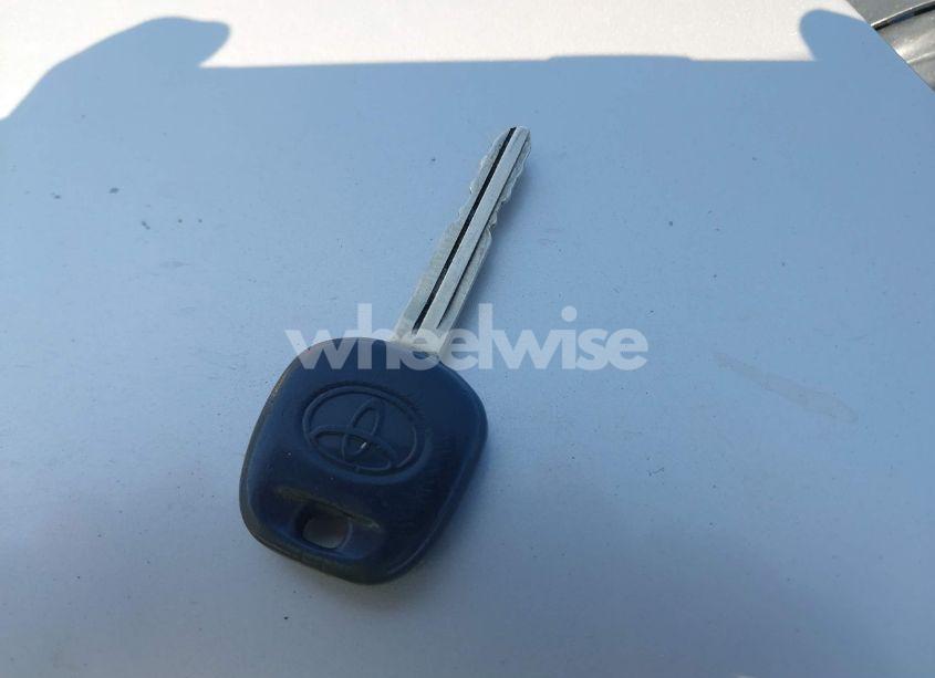 Photo 11 of 2004 Toyota Sienna LE (VIN 5TDZA23C84S020733)