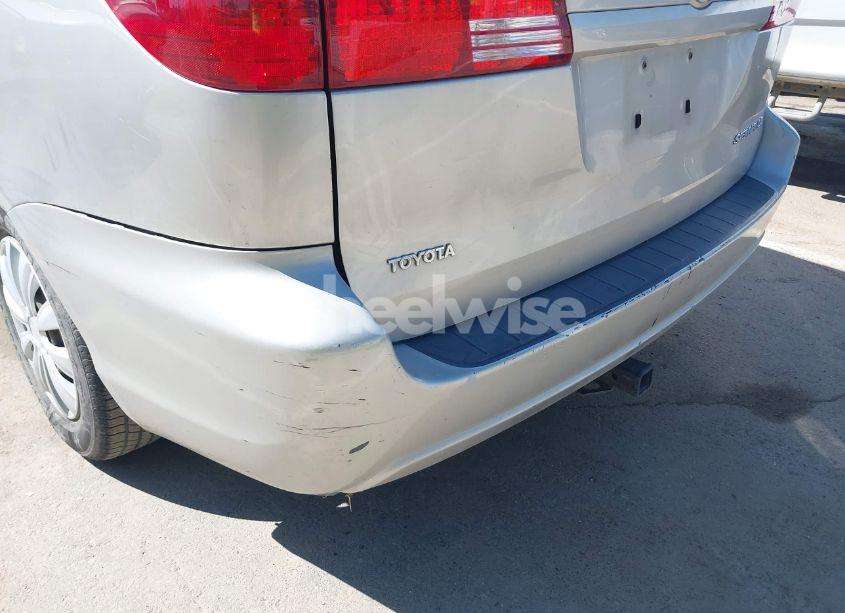 Photo 12 of 2004 Toyota Sienna LE (VIN 5TDZA23C84S020733)