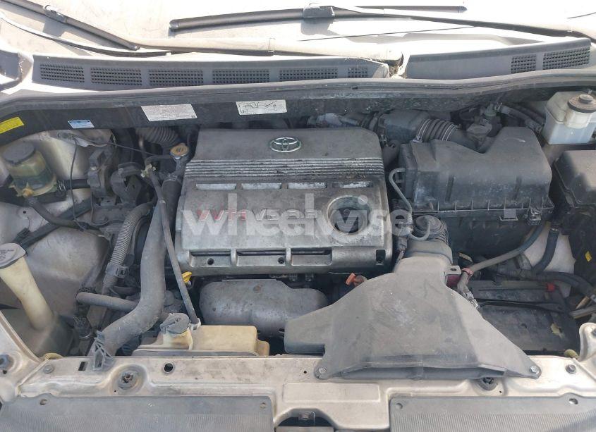 Photo 10 of 2004 Toyota Sienna LE (VIN 5TDZA23C84S047740)