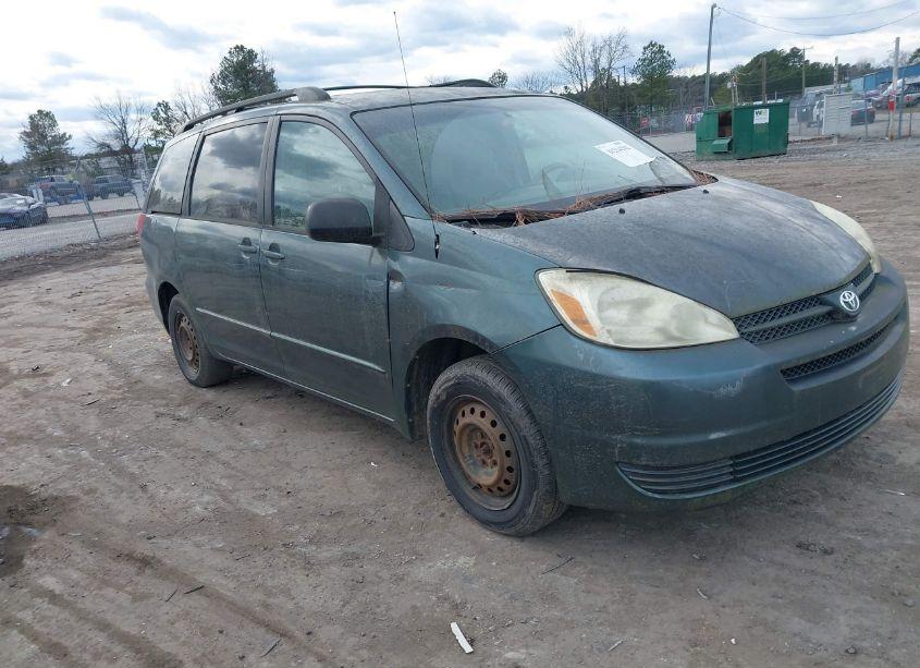 2004 Toyota Sienna LE (VIN 5TDZA23C84S063842) main photo