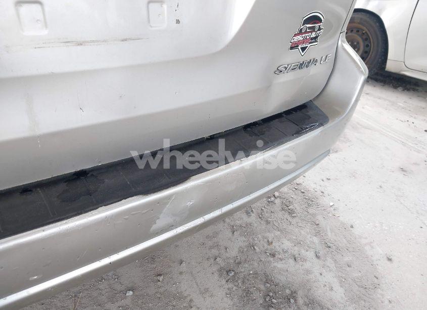 Photo 12 of 2004 Toyota Sienna LE (VIN 5TDZA23C84S075215)