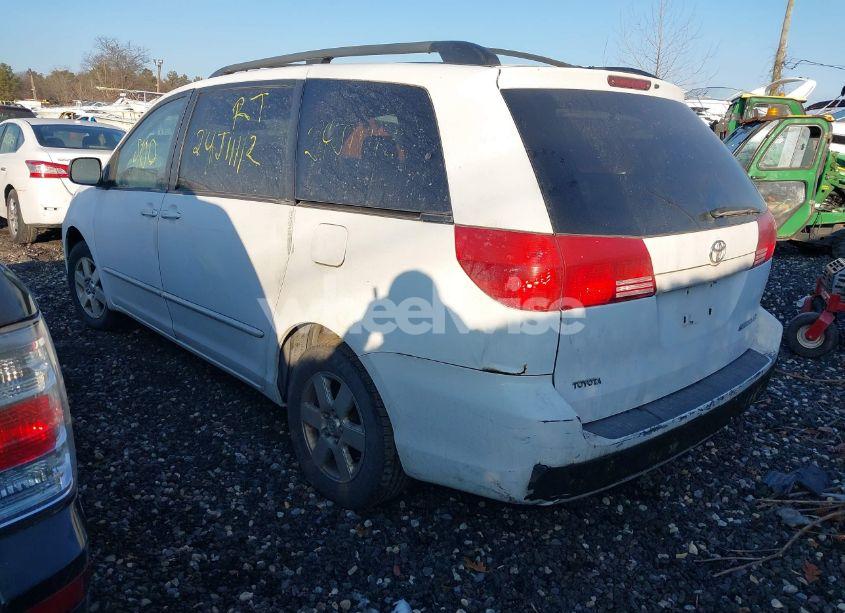 Photo 3 of 2004 Toyota Sienna LE (VIN 5TDZA23C84S095951)