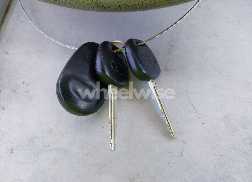 Photo 11 of 2004 Toyota Sienna LE (VIN 5TDZA23C84S125532)