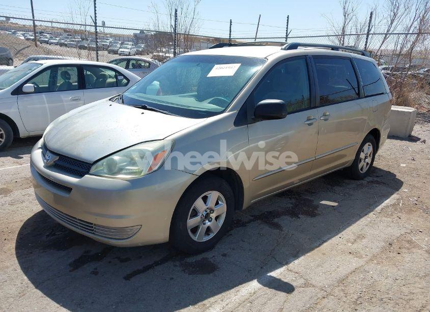 Photo 2 of 2004 Toyota Sienna LE (VIN 5TDZA23C84S125532)