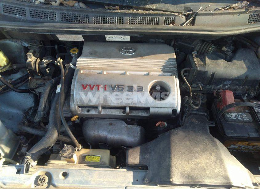 Photo 10 of 2004 Toyota Sienna LE (VIN 5TDZA23C84S126583)