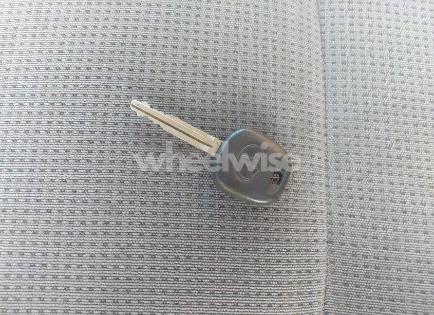 Photo 11 of 2004 Toyota Sienna LE (VIN 5TDZA23C84S126583)