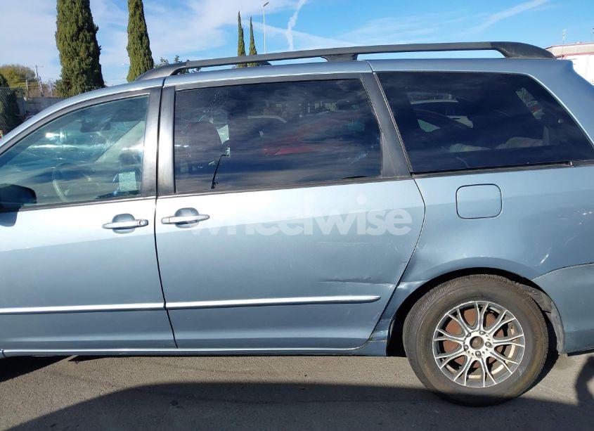 Photo 14 of 2005 Toyota Sienna LE (VIN 5TDZA23C85S273374)