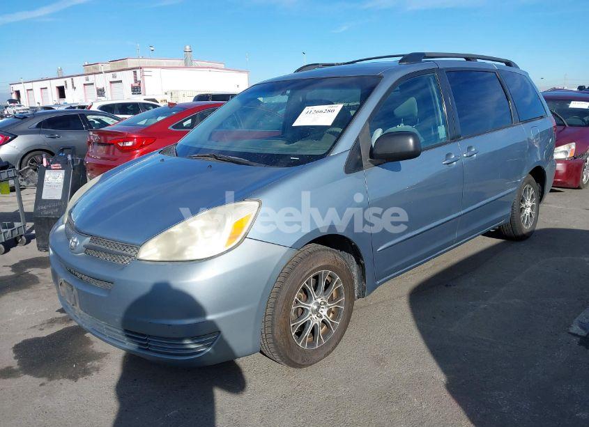 Photo 2 of 2005 Toyota Sienna LE (VIN 5TDZA23C85S273374)