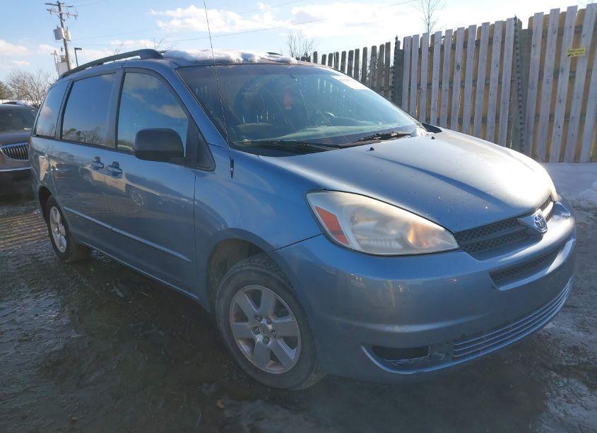 2005 Toyota Sienna LE (VIN 5TDZA23C85S364354) main photo