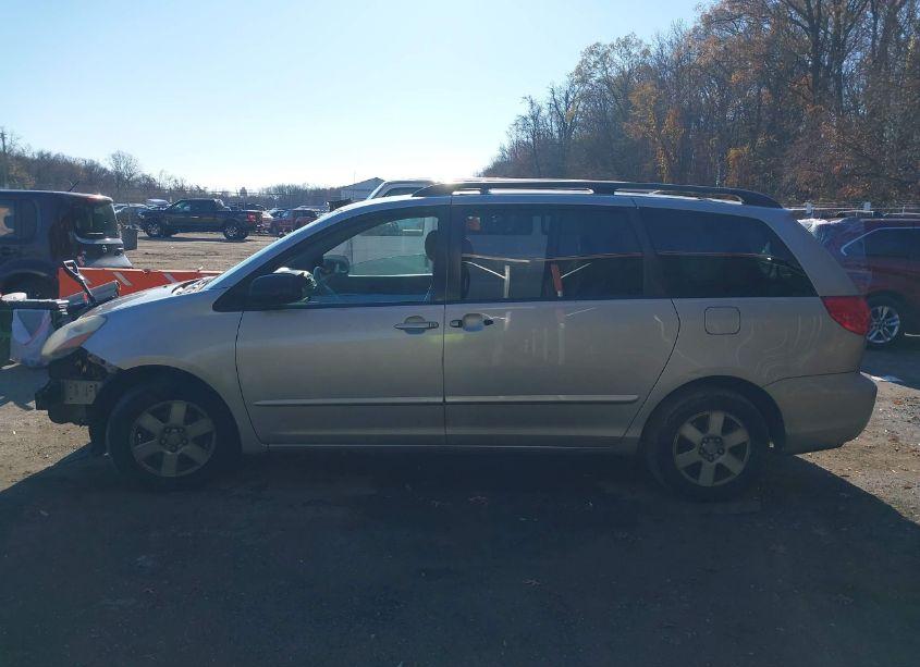 Photo 14 of 2006 Toyota Sienna LE (VIN 5TDZA23C86S387943)