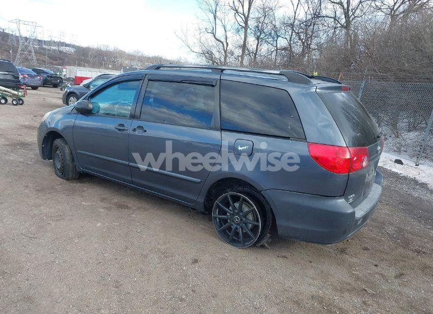 Photo 3 of 2006 Toyota Sienna LE (VIN 5TDZA23C86S399252)