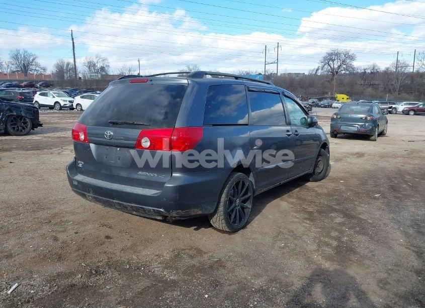 Photo 4 of 2006 Toyota Sienna LE (VIN 5TDZA23C86S399252)