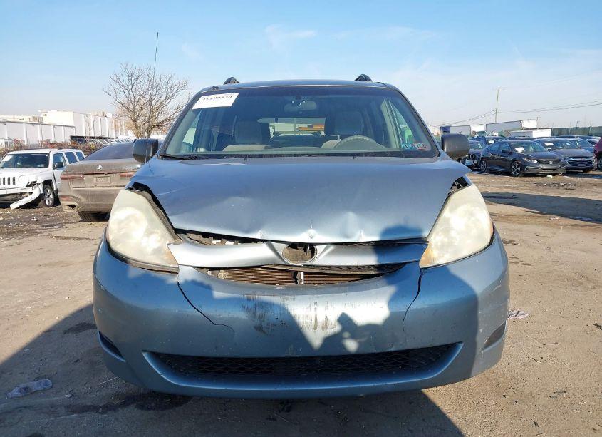 Photo 11 of 2006 Toyota Sienna CE/LE (VIN 5TDZA23C86S485662)