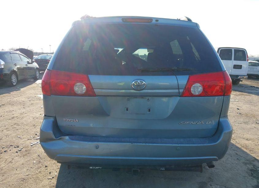 Photo 15 of 2006 Toyota Sienna CE/LE (VIN 5TDZA23C86S485662)