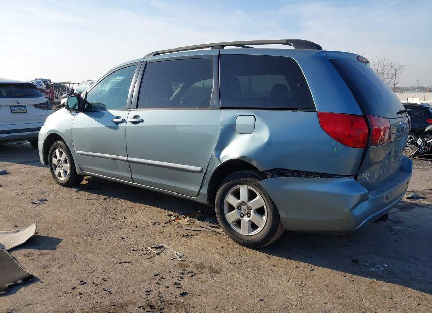 Photo 3 of 2006 Toyota Sienna CE/LE (VIN 5TDZA23C86S485662)