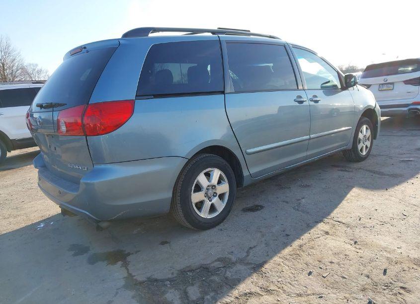 Photo 4 of 2006 Toyota Sienna CE/LE (VIN 5TDZA23C86S485662)