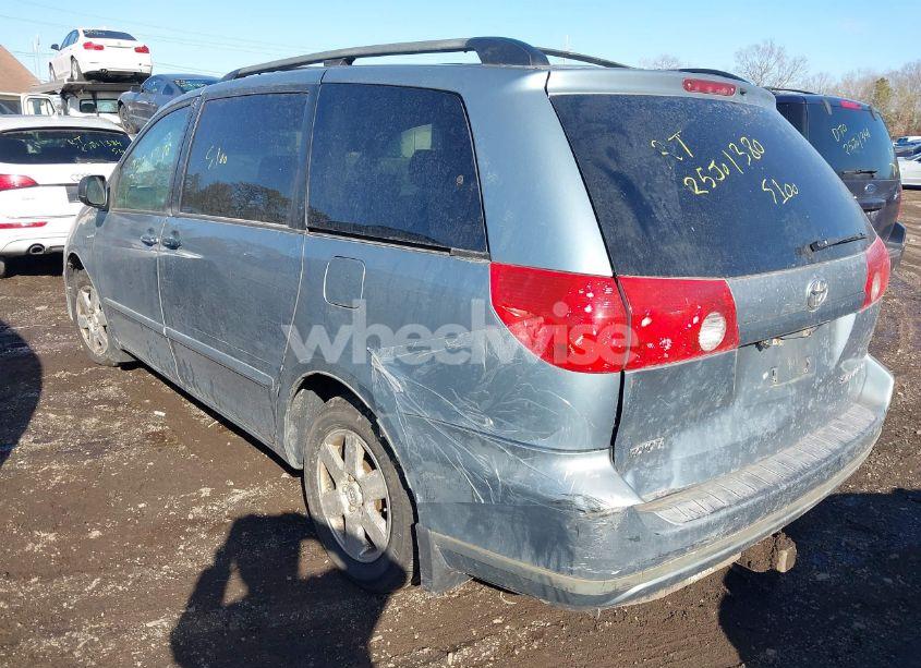 Photo 3 of 2006 Toyota Sienna LE (VIN 5TDZA23C86S496516)