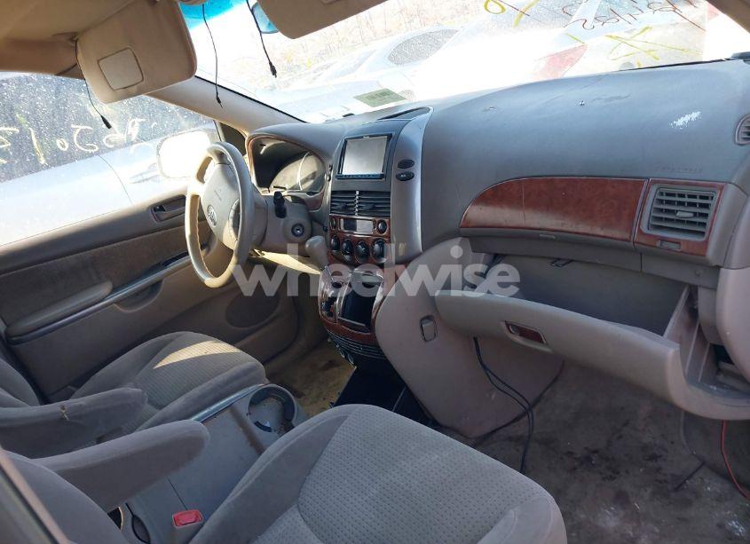 Photo 5 of 2006 Toyota Sienna LE (VIN 5TDZA23C86S496516)