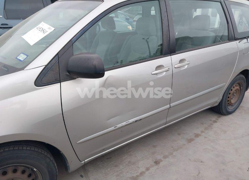 Photo 6 of 2006 Toyota Sienna CE (VIN 5TDZA23C86S519096)