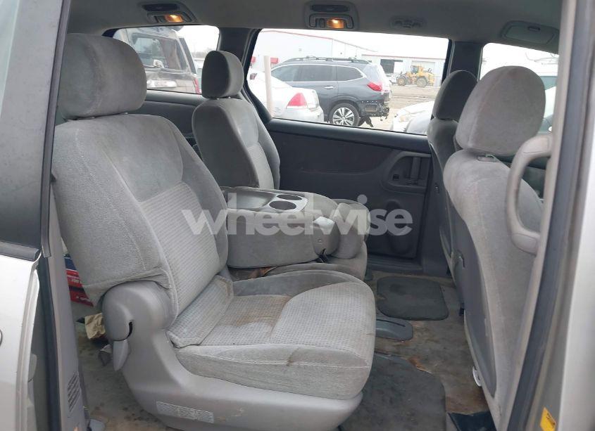 Photo 8 of 2006 Toyota Sienna CE (VIN 5TDZA23C86S519096)